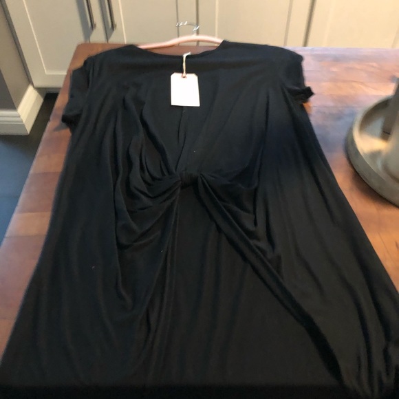 Awesome high low knot top! Brand new with tags - Picture 7 of 7